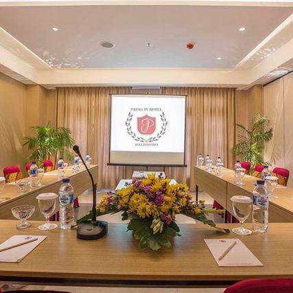 Ruang Meeting di Jogja Dekat Malioboro – Prima In Hotel Yogyakarta